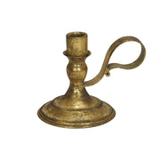 Aranyszínű, antikolt fém gyertyatartó fogantyúval, rusztikus stílusban, az Antique Metals kollekcióból, 15 cm hosszúsággal.