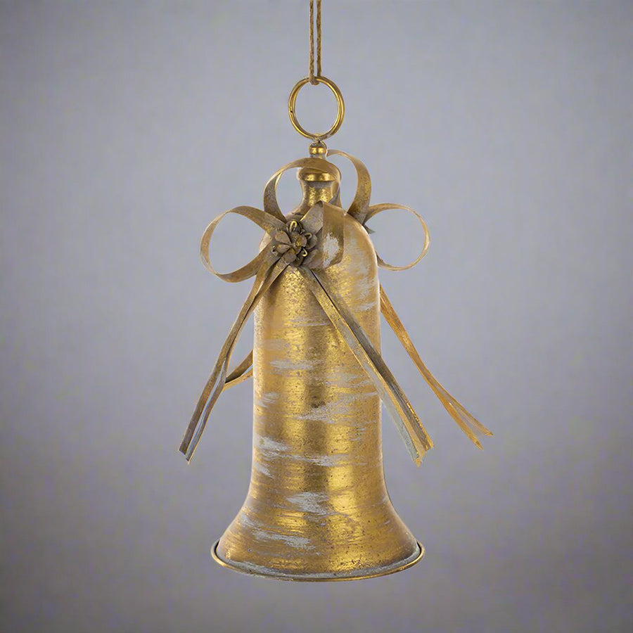 Aranyszínű, fémből készült, karácsonyi harang.