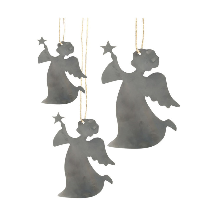 Fémből készült, függeszthető kialakítású angyal sziluett figura.