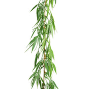 Zöld mű bambusz girland 180 cm hosszúságban, élethű levelekkel és hajlékony szárral.