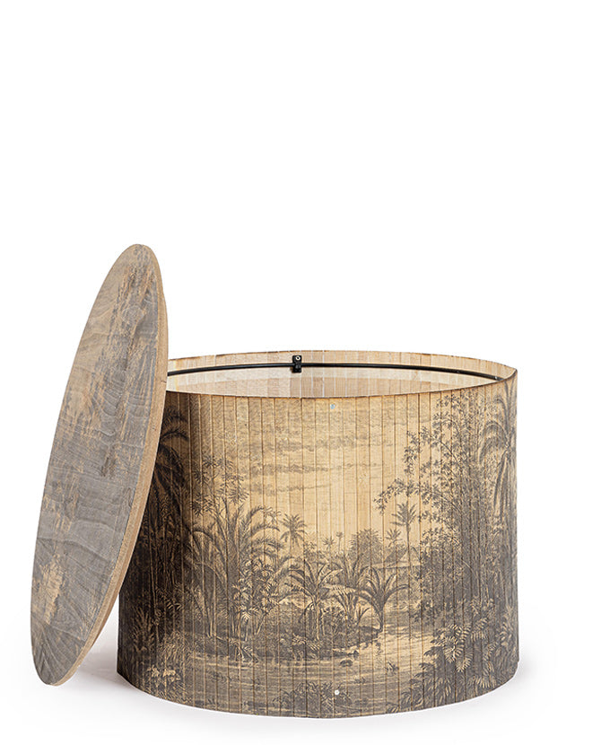 Dzsungelt ábrázoló, bambuszból készült dohányzóasztal.