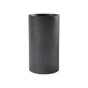 Modern, hengeres kialakítású BAQ Basic kaspó sötétszürke színben, vízálló és UV-álló kivitelben.