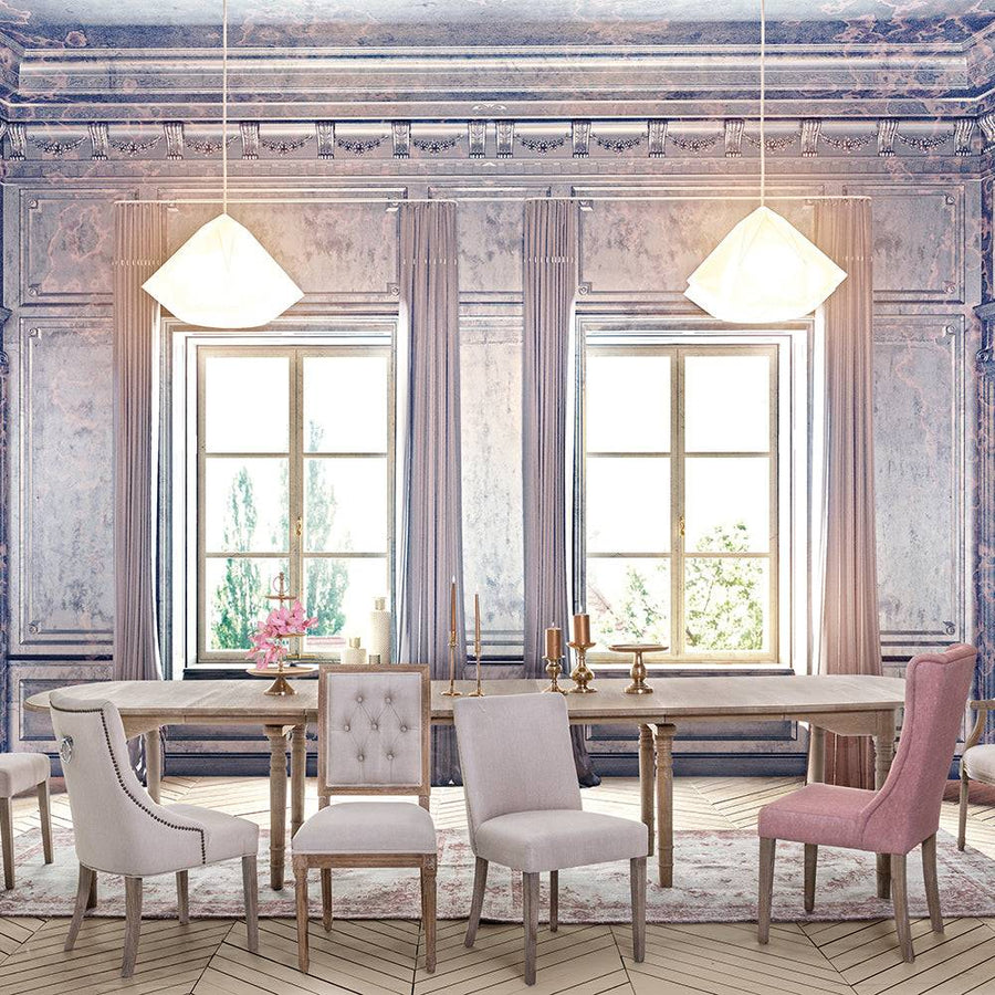 Bedford natúr tölgyfa étkezőasztal elegáns enteriőrben, klasszikus kárpitozott székekkel.