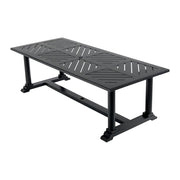 Matt fekete színű, porszórt alumíniumból készült, formatervezett kerti design étkezőasztal.