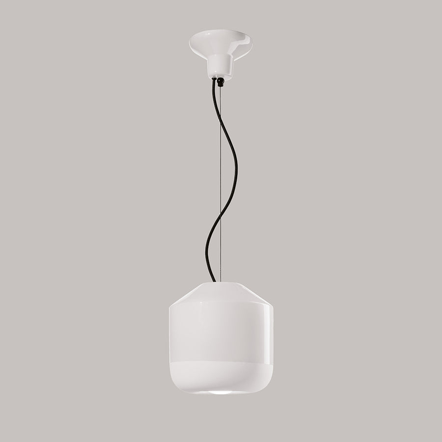 Formatervezett, kortárs design függeszték lámpa.