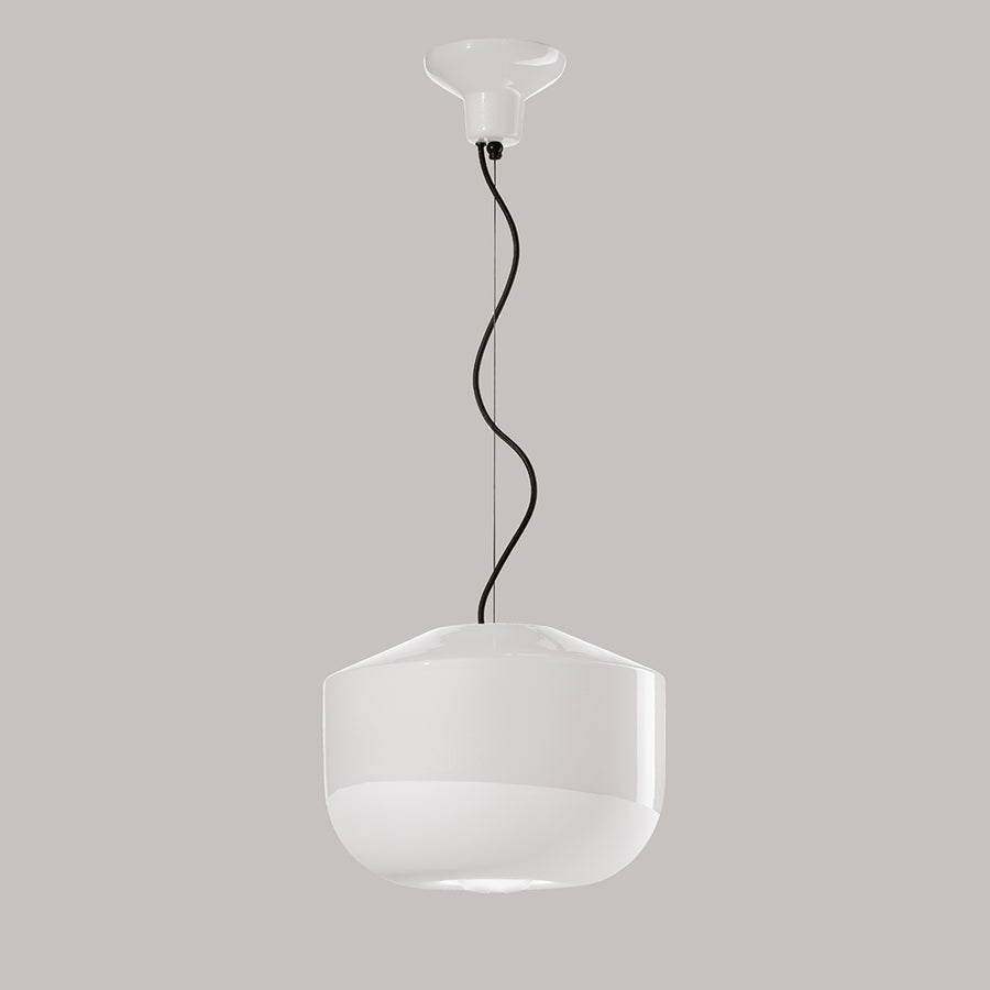 Formatervezett kortárs design függeszték lámpa.