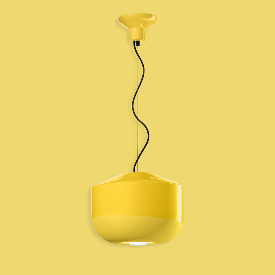 Formatervezett kortárs design függeszték lámpa.