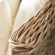 természetes rattan fonat részlet kültéri kanapén