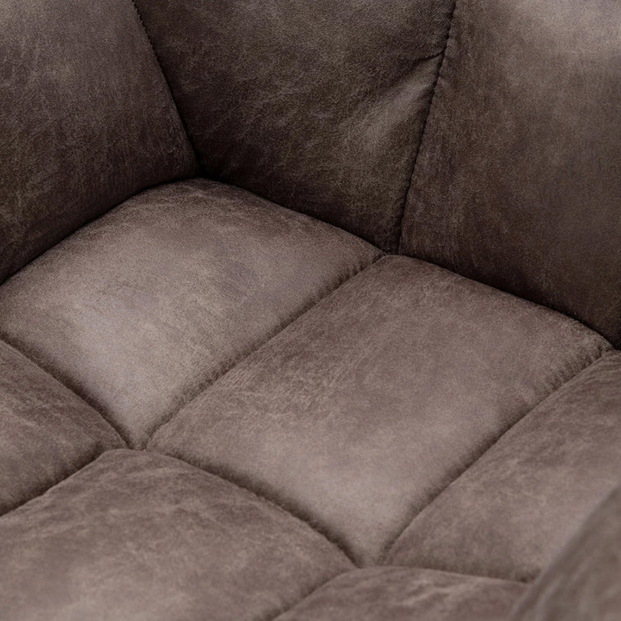 bőr ülőfelület varrás részlet közelről