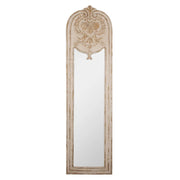 Antikolt bézs színű, magas Casa Roma falitükör shabby chic stílusban, íves felső díszítéssel.