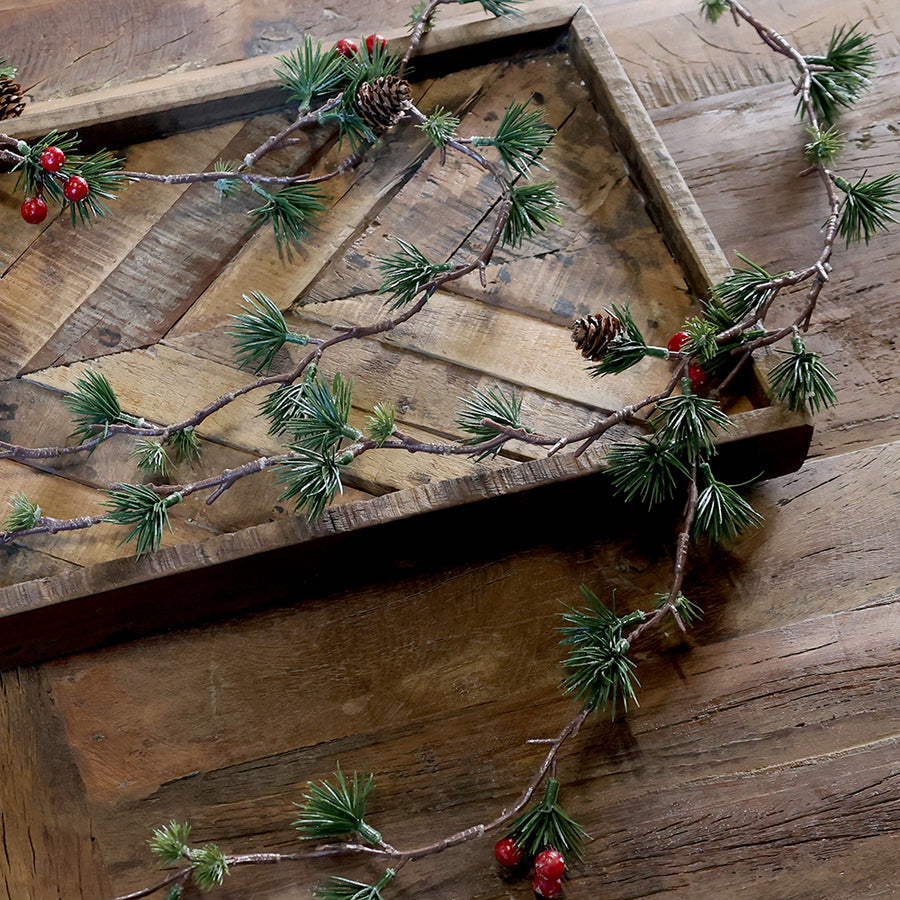 Mű cédrusfenyő girland.