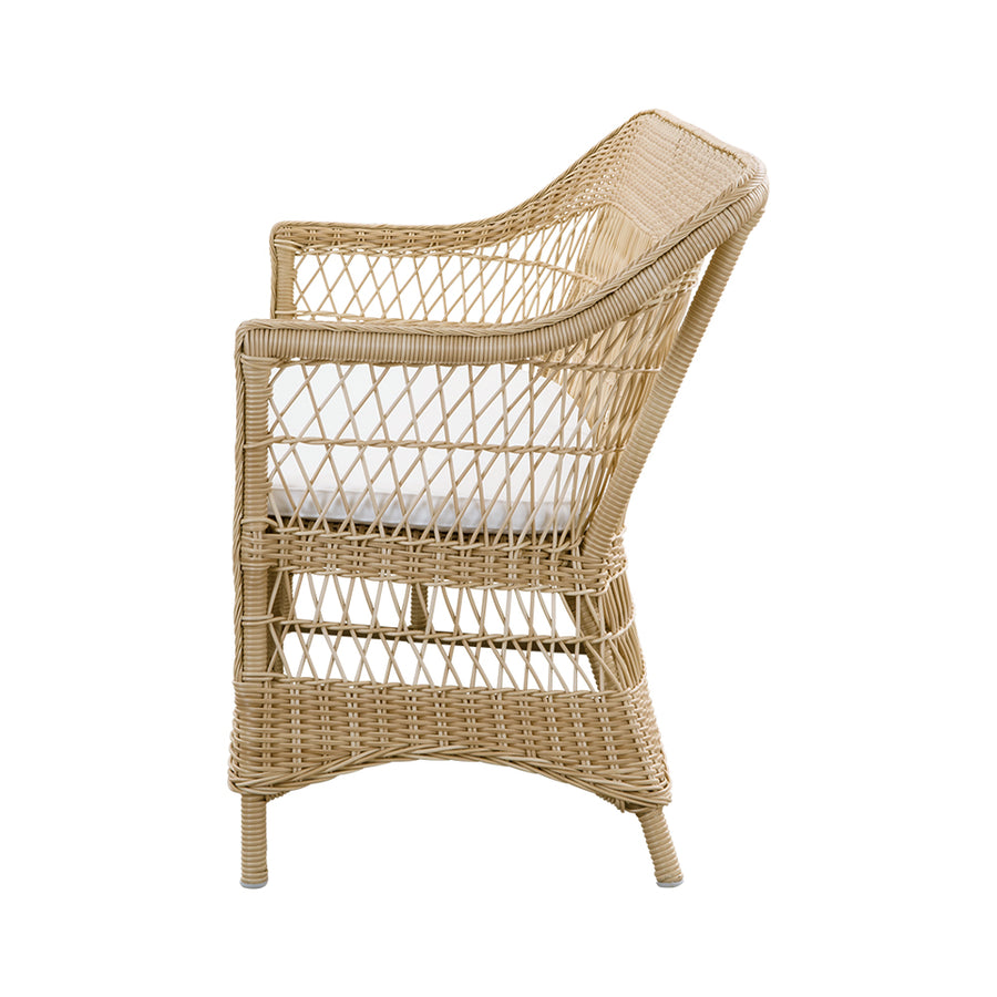 Vintage, natúr színű, 3 személyes műrattan kerti kanapé.