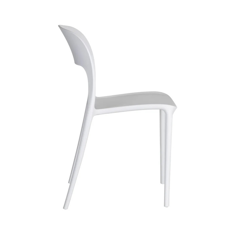 Fehér polipropilén bisztrószék.