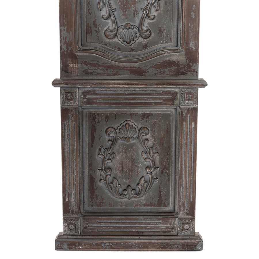 Faragott alsó kazettarészlet növényi motívummal, Casa Roma antik fa falpanelből.