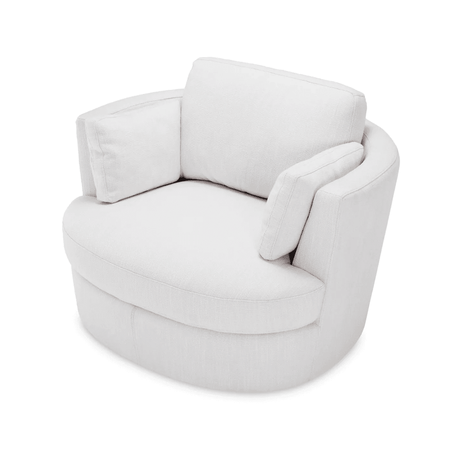 A fotel enyhén fentről fotózva, jól látható puha ülőfelület.