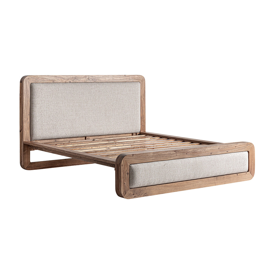 Japandi stílusú, bézs színű betétes, akácfa franciaágy.