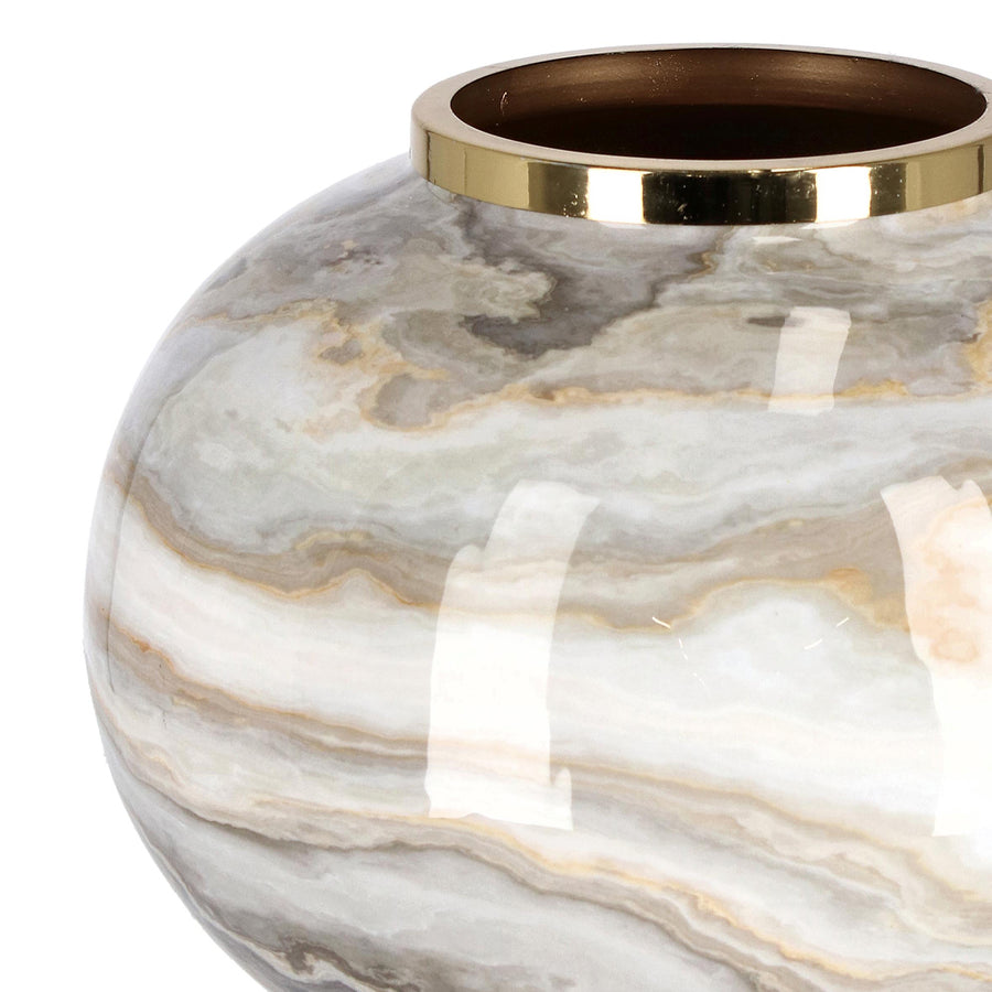 Fémből készült, márvány mintás kézműves design váza.