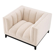 Krémszínű buklé szövettel kárpitozott, prémium minőségű, formatervezett design fotel.