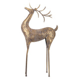 Antikolt arany felületű szarvas szobor háromnegyedes nézetben