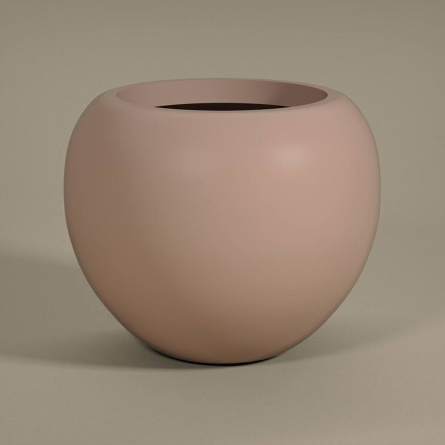 Púderpink ELEMENTAL STREAM M fiberglass kaspó matt felülettel és organikus formavilággal