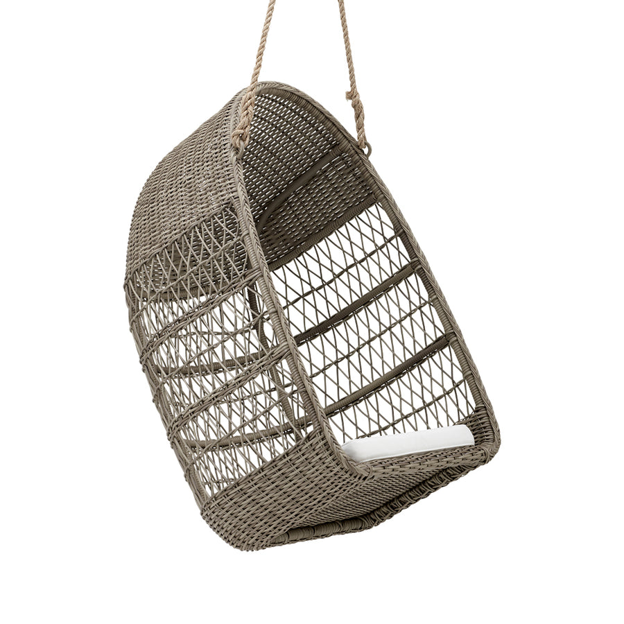 Antikszürke színű, műrattan kerti függőfotel.