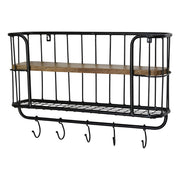 Fektet, fém fogasokkal felszerelt konyhai fali polc.