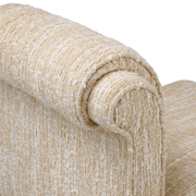 Krémszínű buklészövettel kárpitozott, formatervezett design szék.