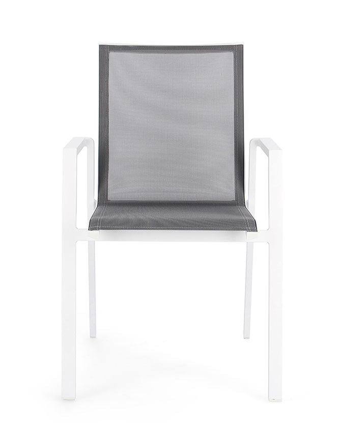 Fehér színű modern kerti szék.