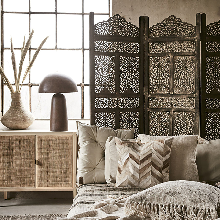 Barna színű, gomba formájú, fém design asztali lámpa.