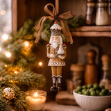 GINGERBREAD mézeskalács diótörő függődísz karácsonyfán ünnepi dekorációban
