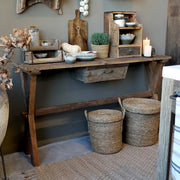 GRIMAUD konzolasztal fiókkal, rusztikus stílusú enteriőrben