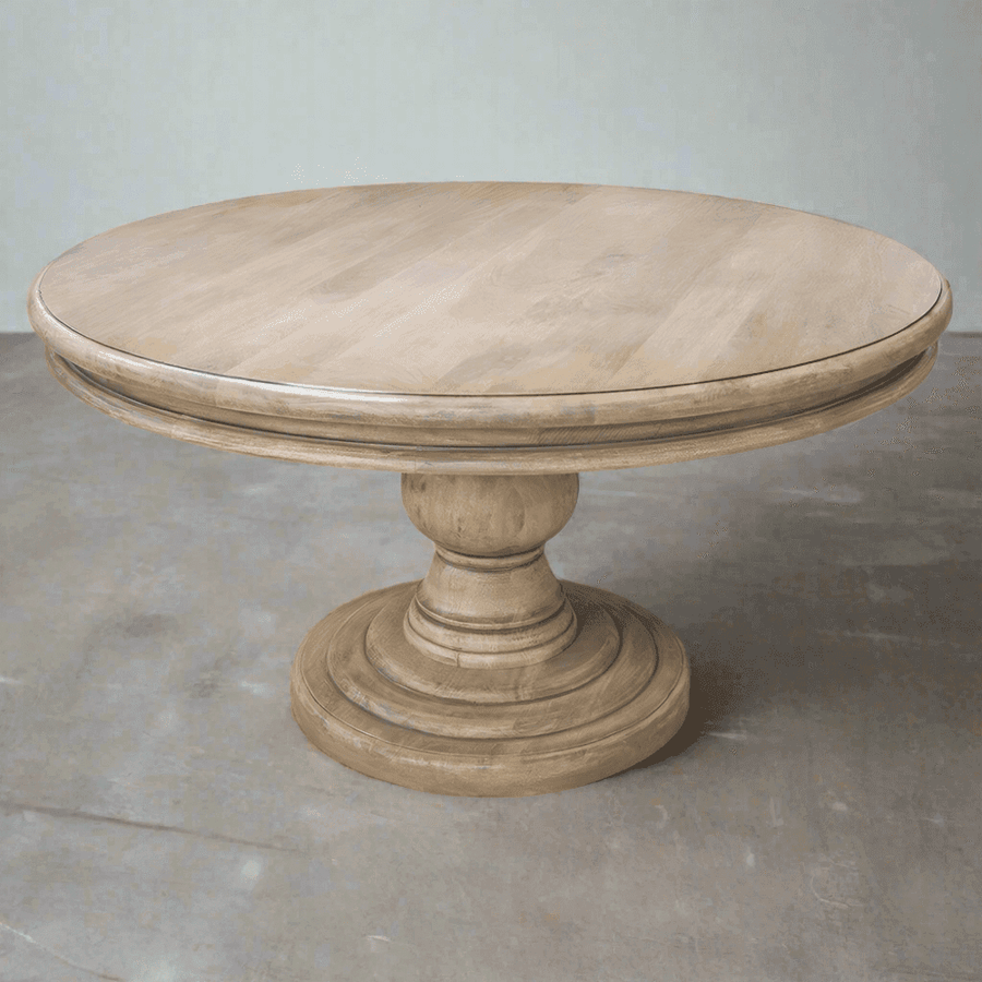 Rusztikus, kerek mangófa étkezasztal.