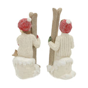 Heritage karácsonyi síléces gyerek figurák hátulnézetből, havas felületű részletekkel