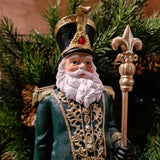 Gazdagon díszített Heritage Mikulás figura arany jogarral