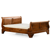 HERITAGE mahagónifa franciaágy elölnézetben, ívelt fejtámlával és lábtámlával.