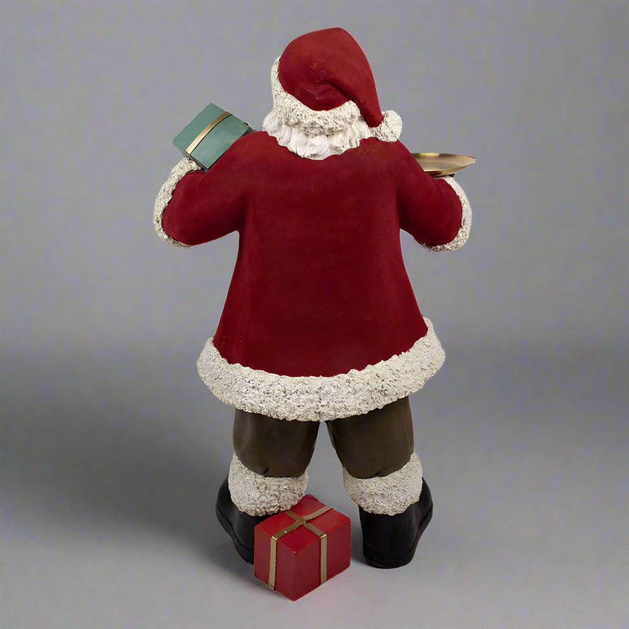 Tálcát tartó, klasszikus Mikulás figura.