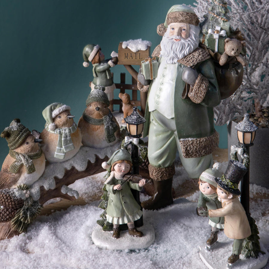 Részletgazdag vintage Mikulás figura skandináv karácsonyi enteriőrben