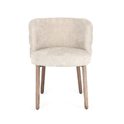 ILMA szék krémszínű kárpittal, szemből fotózva.