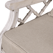 Tömör akácfából faragott, exkluzív kézműves karosszék.