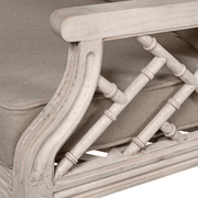 Tömör akácfából faragott, exkluzív kézműves karosszék.