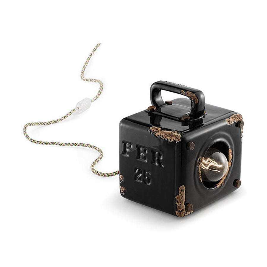 Vintage fekete színű ipari asztali lámpa.