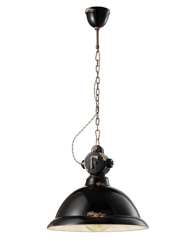 Vintage fekete színű, ipari függeszték lámpa.
