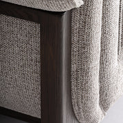 Barna kőrisfa lábazat részlet – Ipswich fotel