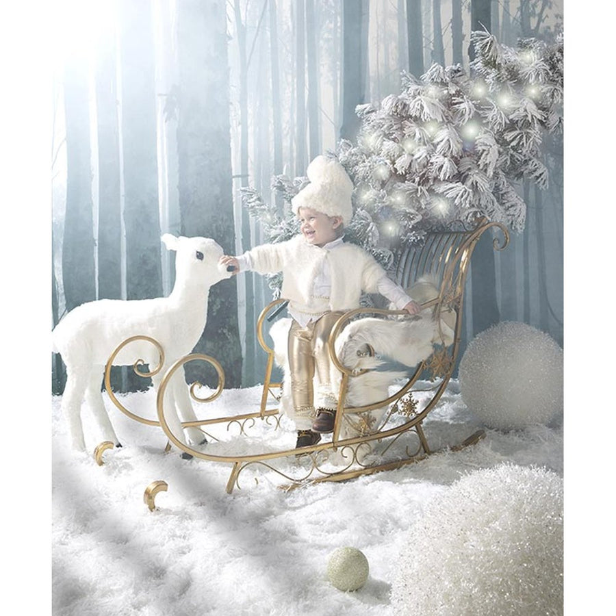 Arany színű karácsonyi fém szán, kisfióval és őzikével.