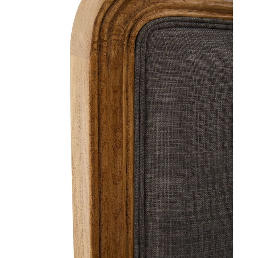 Klasszikus, koloniál stílusú, tölgyfából készült franciaágy.