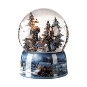 Korcsolyázó család - zenélő karácsonyi hógömb 20 cm "Music Box"