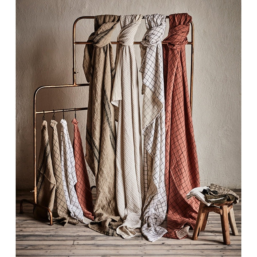 Lenvászonból készült konyharuha.