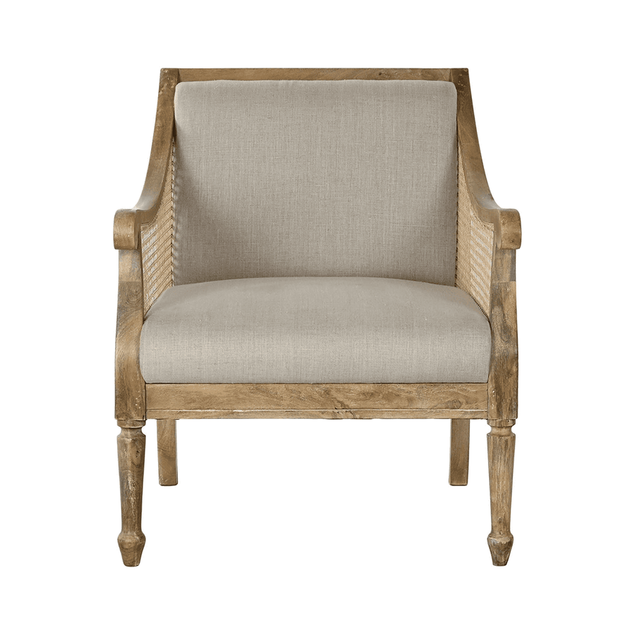 Elölnézet – LINA bézs mangófa fotel koloniál stílusban, vászonkárpitozással.