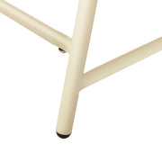 Krém színű acélvázas láb részlet a Lusso Beige kerti fotelről.