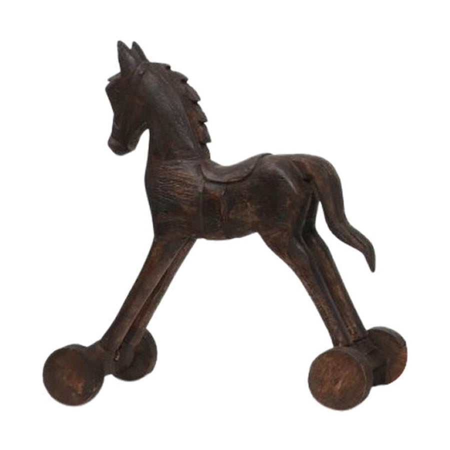 Mangófából faragott, barna színű ló figura.